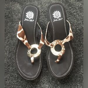 Gently worn platform sandals, great for any outfit
